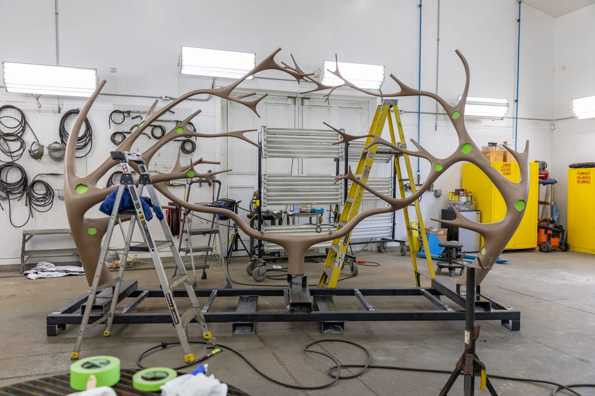 Hugging Tree bench — process